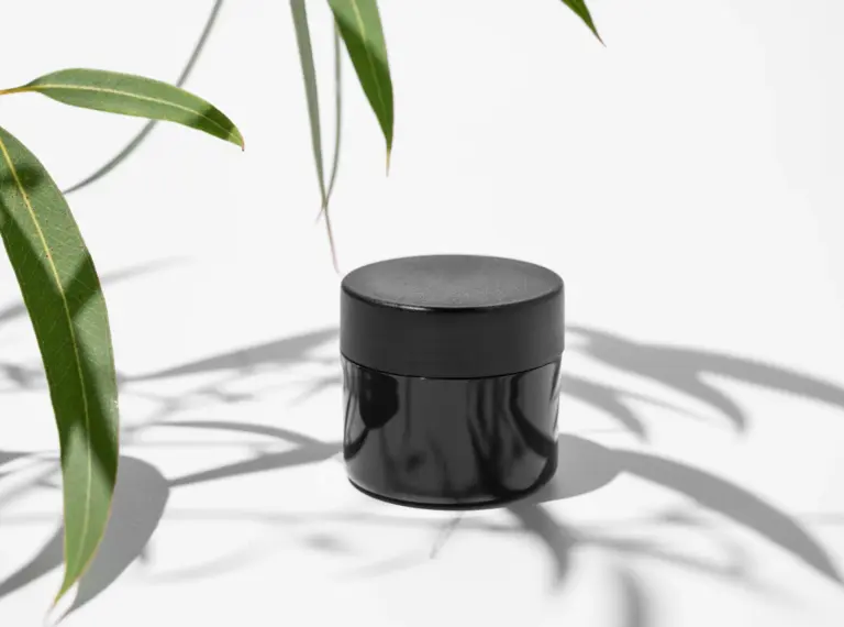 Botes de vidrio negro a prueba de radiación ultravioleta - La ciencia tras el packaging